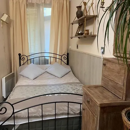 Antique Apartament *